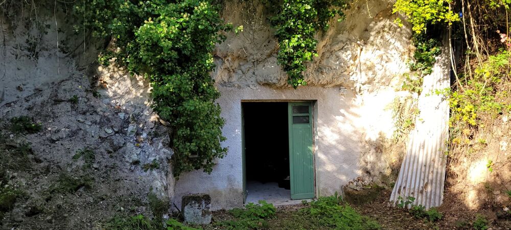 Vente Maison HABITATION TROGLODYTIQUE, CAVES, GROTTES ET TERRAINS Les roches-l'Évêque