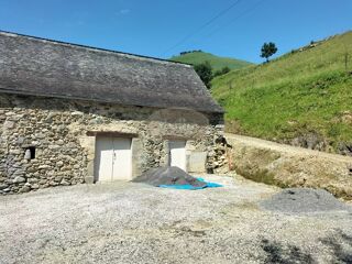 Vente Maison 3  granges sur 2,6ha Lourdios-ichère