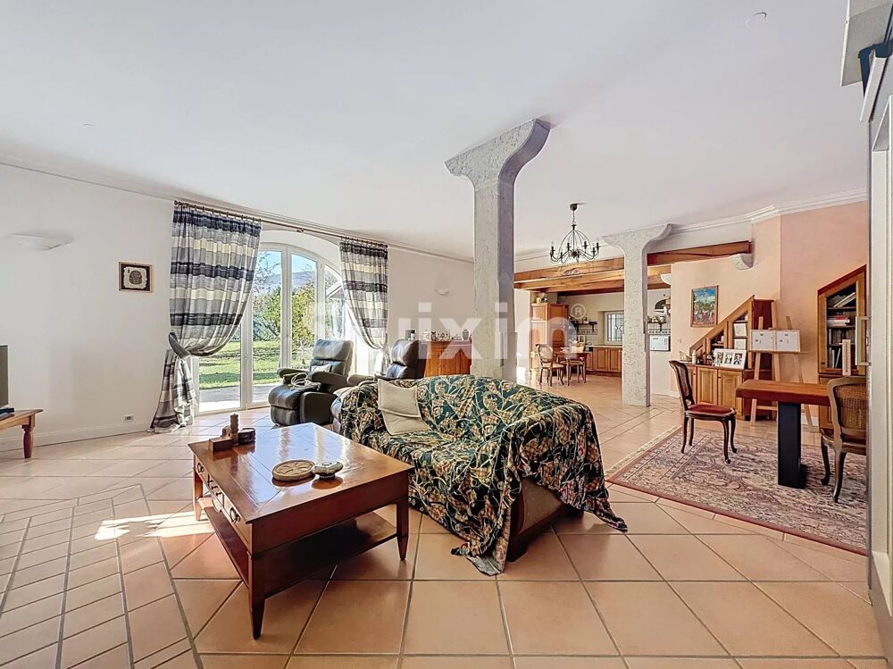 � vendre  Maison Saint-Jean-de-Gonville (01630)