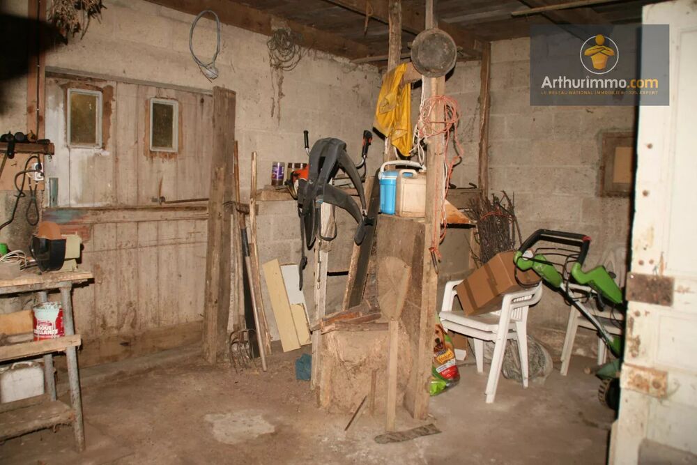 Vente Parking/Garage LA GREE ST LAURENT GARAGES ET MAISON A RENOVER La gr�e-saint-laurent