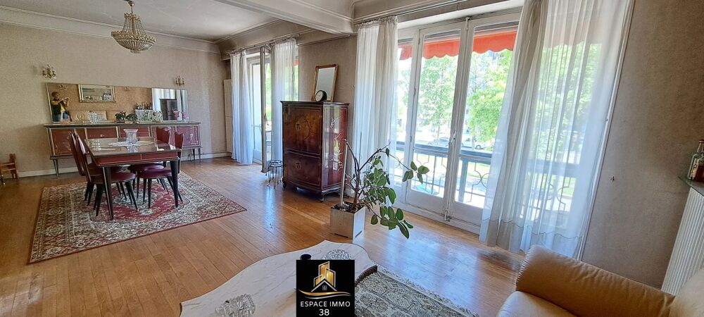 Appartement 4 pièces 111 m² · à Grenoble · 111 m² · 230 000 €