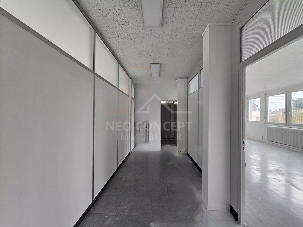   EMPLACEMENT DE CHOIX : VISIBILITE ASSUREE Eckbolsheim