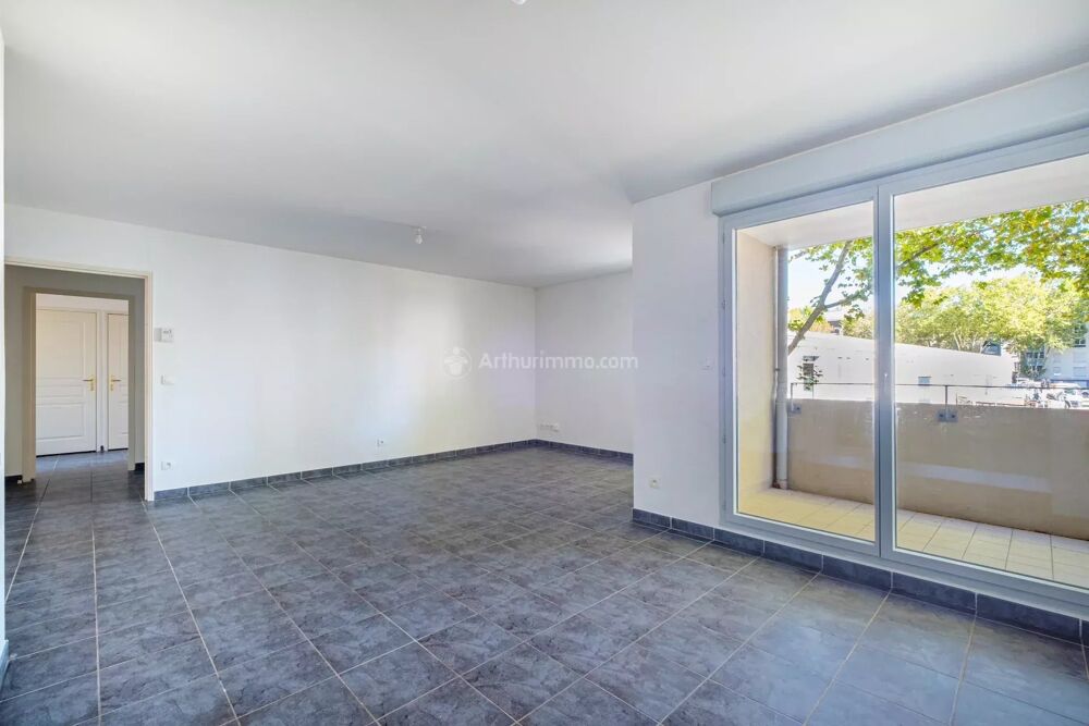 À vendre en exclusivité  Très beau T3 de 66 m² avec balcon et g