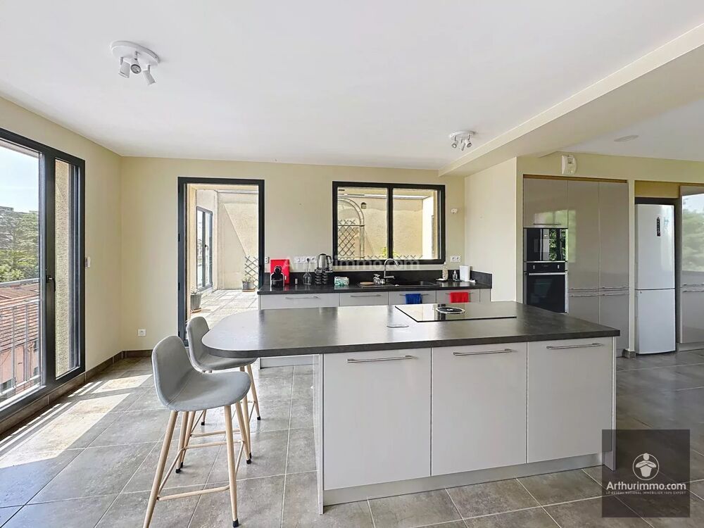 Vente Appartement Appartement de 155 m - 2 terrasses - 2 parkings privs Roanne