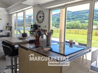  Maison  vendre 7 pices 284 m