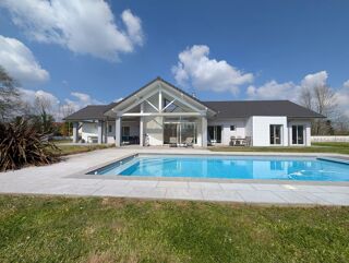  Villa à vendre 6 pièces 194 m²