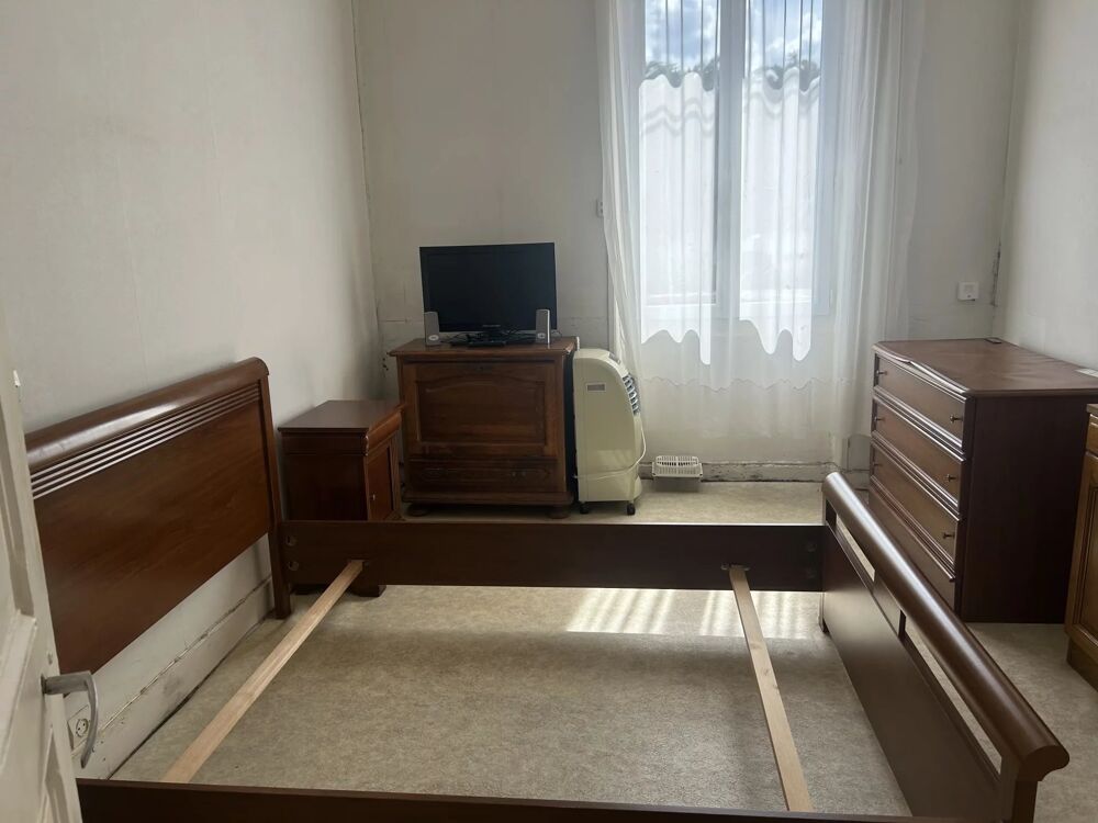 Vente Maison Maison de village avec terrain et dépendances à La Combelle Auzat-la-combelle