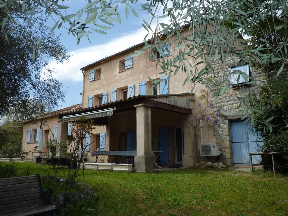 Vente Maison Proprit de 240 m2 sur 2400 m2 de terrain au Sud de Grasse Grasse