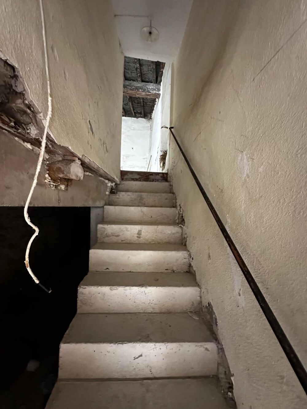 Vente Maison maison de village traversante à rénover. 105 m2 Gignac
