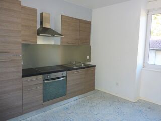  Appartement à louer 3 pièces 72 m²