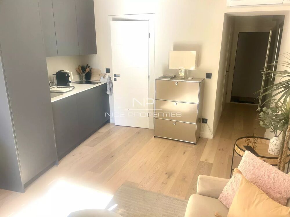Vente Appartement Nice, beau 2 pièces sur balcon à 2 pas de la Place Masséna Nice