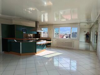  Appartement à louer 4 pièces 98 m²