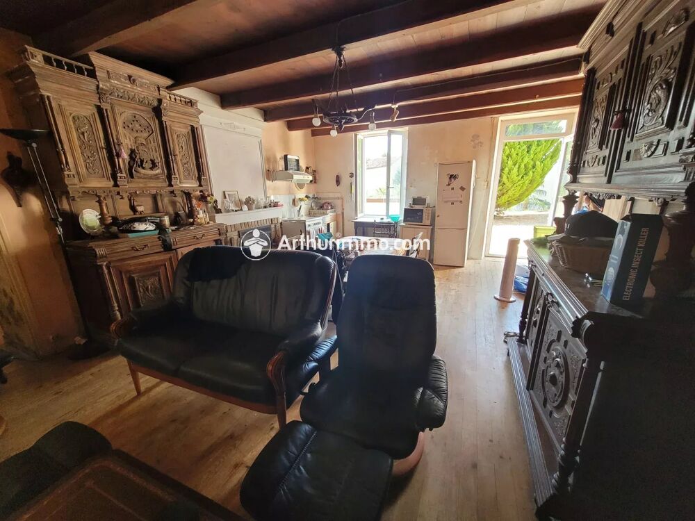 Vente Maison 10 mns nord Saint Jean d'Angély Antezant-la-chapelle