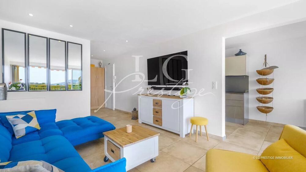 Vente Appartement Appartement vue mer avec plage et commerces a pied Mandelieu-la-napoule
