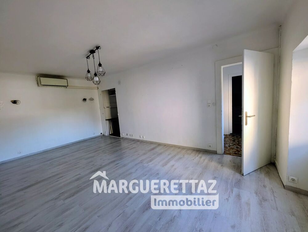 Vente Maison Maison de village mitoyenne - St Jeoire 115m² / garage / pas d'e Saint-jeoire