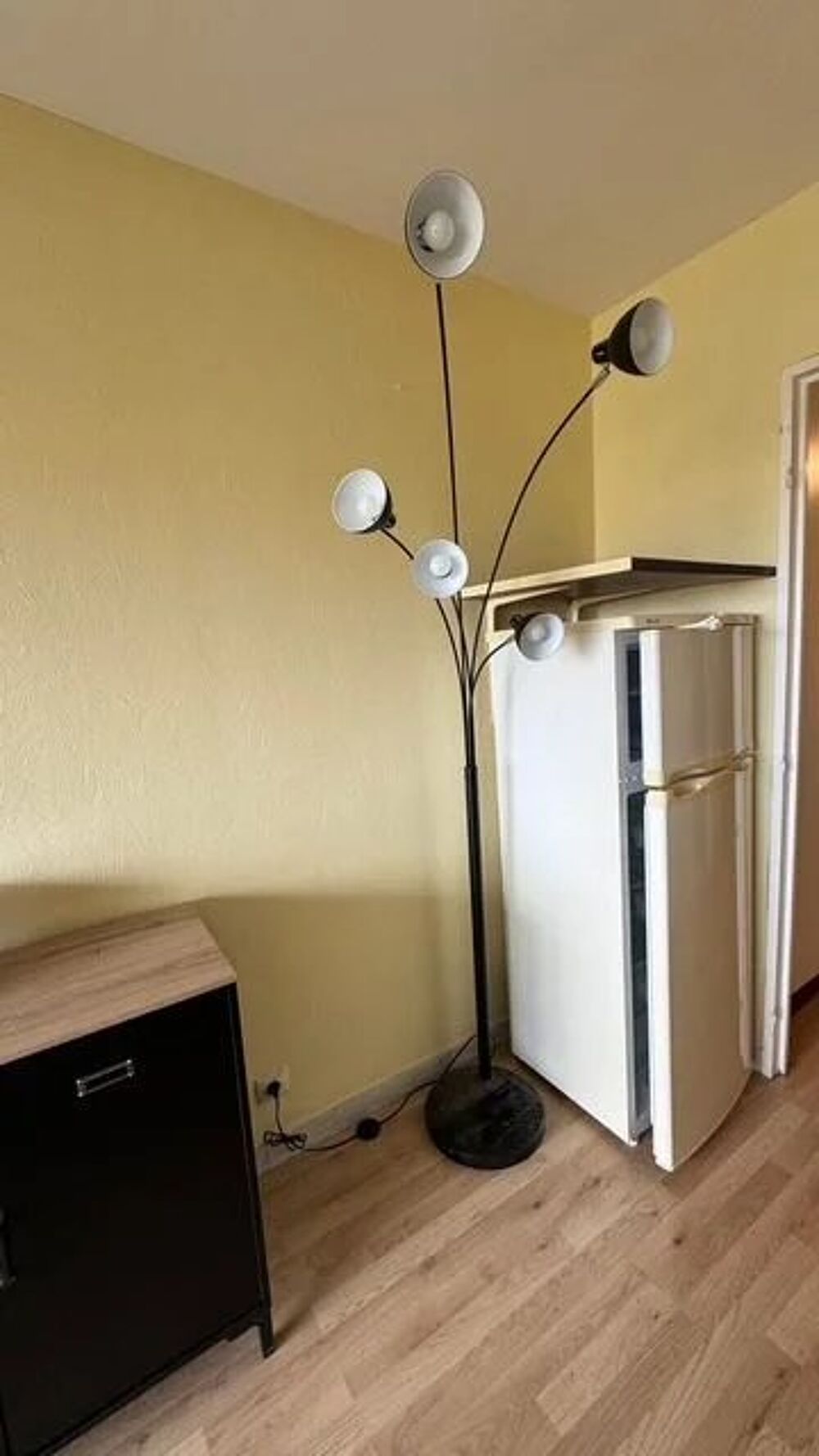 Location Appartement Studio de 25m² avec piscine, loggia et parking Antibes