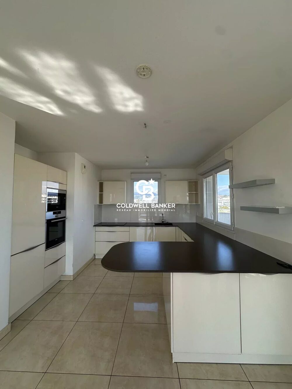 � vendre  Appartement Cagnes-sur-Mer (06800)