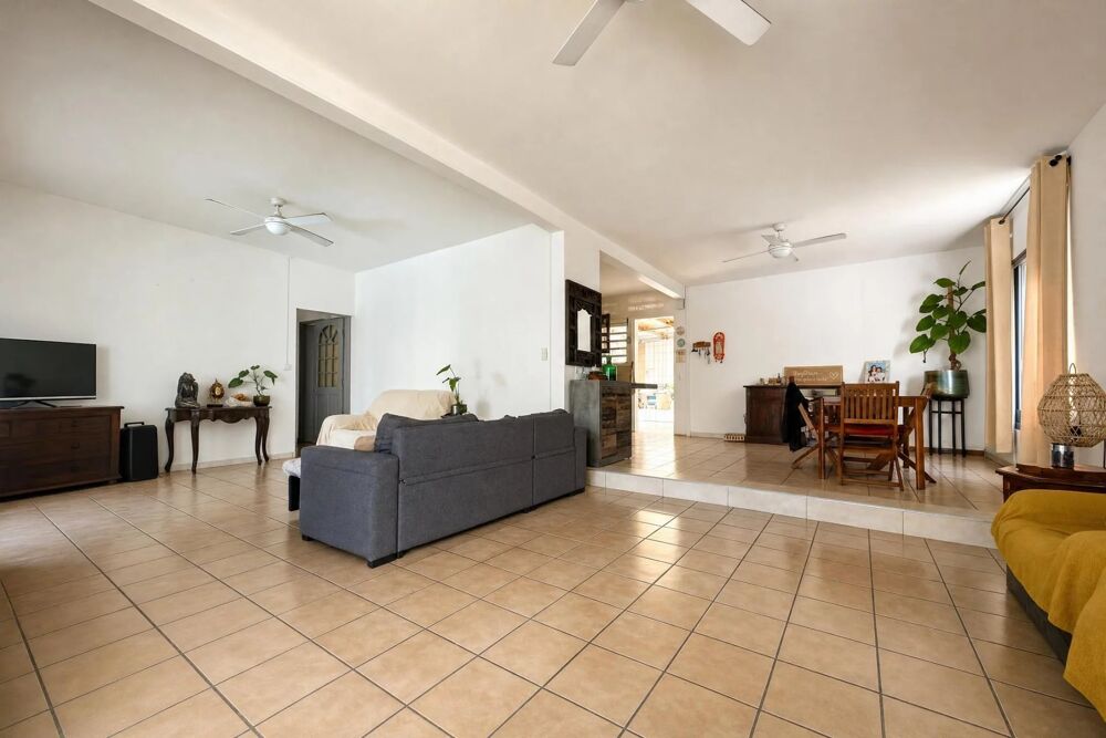 Vente Maison VILLA F8 AVEC PISCINE, KIOSQUE ET CUISINE D'ÉTÉ – SAINT-PIERRE Saint-pierre
