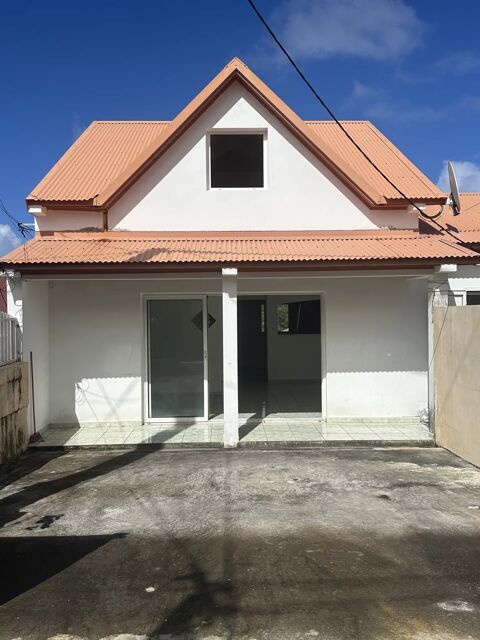   MAISON T4/5+ D�PENDANCE A AMENAGER ST JOSEPH Maison - 4 pi�ce(s) - 232 m�