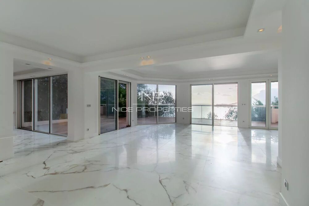 � vendre  Appartement Roquebrune-Cap-Martin (06190)