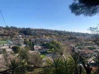  Maison � vendre 5 pi�ces 220 m�