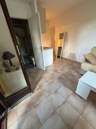  Appartement à louer 1 pièce 20 m²