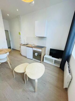  Appartement à louer 1 pièce 21 m²