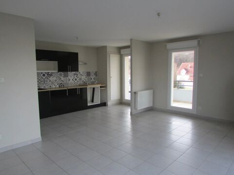   SAINTE-SUZANNE Appartement en rez de jardin Appartement - 3 pièce(s) - 68 m²