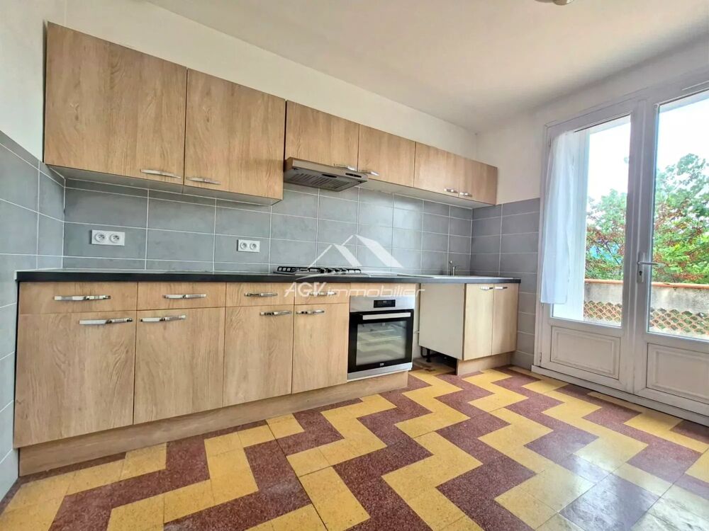 Vente Maison Maison proche Alès,  local professionnel Saint-christol-lez-alès