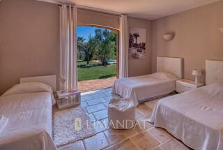  Villa à vendre 8 pièces 278 m²