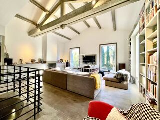  Maison à vendre 12 pièces 273 m²