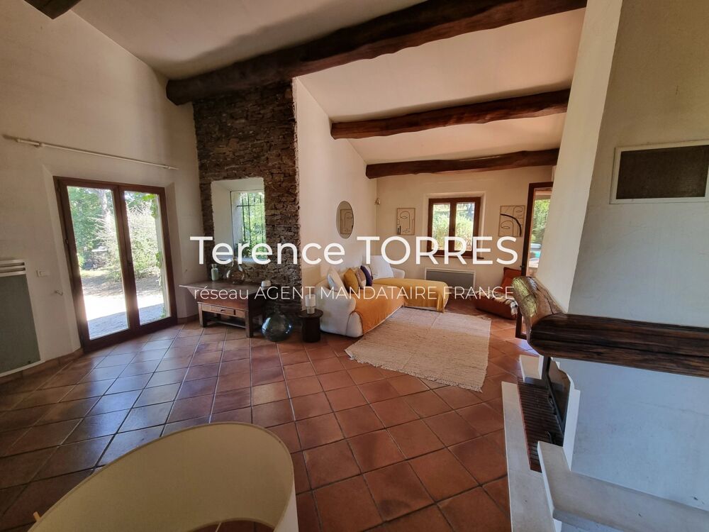 Vente Maison CHARMANTE VILLA AVEC PISCINE La garde-freinet