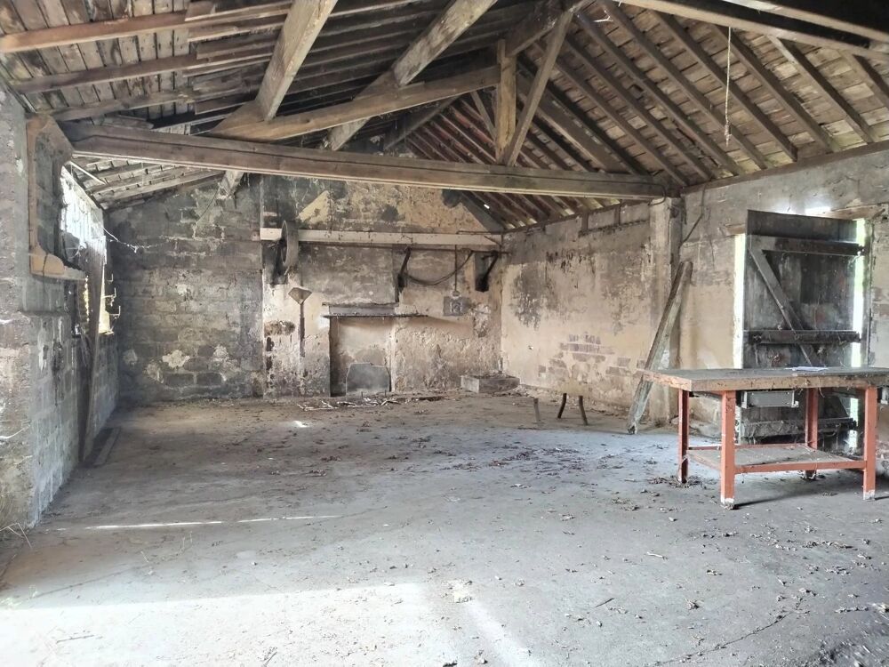 EXCLUSIVITÉ - BATIMENT/ GRANGE A RÉNOVER 100 M² SUR TERRAIN CONS