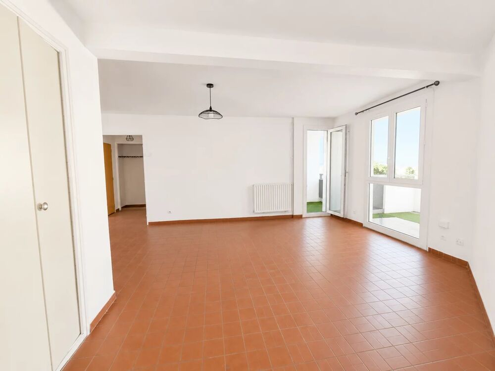 Vente Appartement Appartement T3 – 67 m² avec terrasse, vue sur la colline Saint-J Cavaillon
