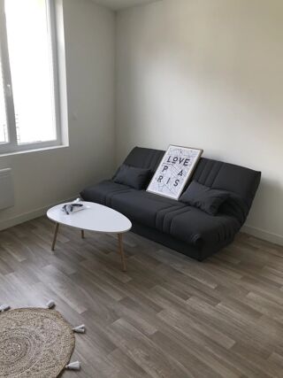  Appartement à louer 1 pièce 21 m²
