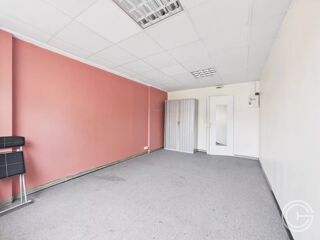   BUREAU 20M² - 31 RUE DE PARIS - PROCHE JEAN MEDECIN Nice