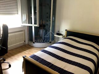  Appartement à louer 5 pièces 91 m²