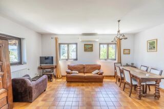  Maison  vendre 8 pices 255 m