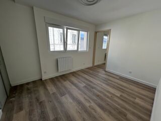  Appartement à louer 2 pièces 43 m²