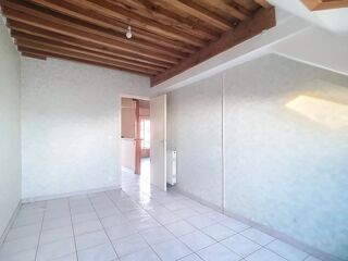  Immeuble à vendre 212 m² La roche-en-brenil