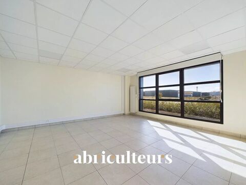 Local d'activit&eacute; Chartres 720 m&sup2; 5569 28630 Gellainville