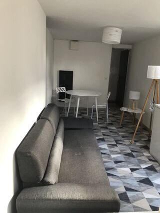  Appartement à louer 2 pièces 26 m²