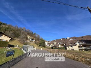  Terrain à vendre 718 m²