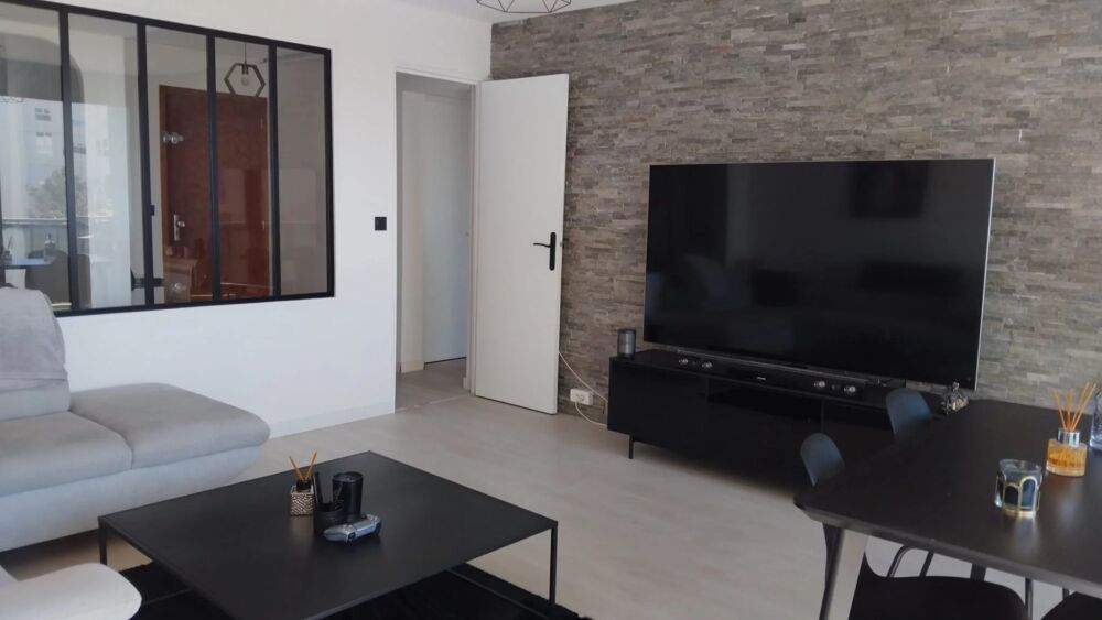 Vente Appartement EXCLUSIVITÉ - T3/4 LUMINEUX AVEC TERRASSE – RÉSIDENCE SÉCURISÉE Marseille 12