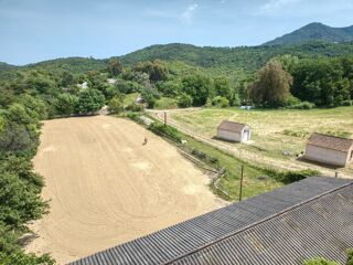  Villa  vendre 9 pices 524 m