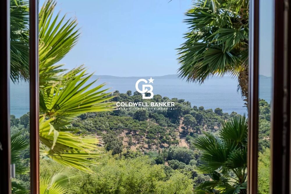 Deux villas, deux piscines, une vue mer spectaculaire
