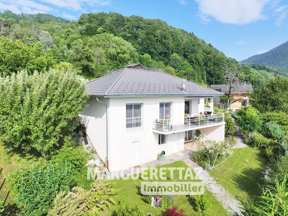 Maison 4 pièces 131 m² · à Châtillon-sur-Cluses · 131 m² · 620 000 €