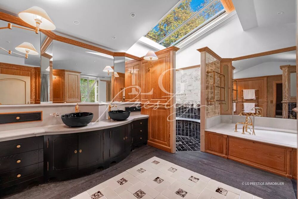 � vendre  Villa Grasse (06130)