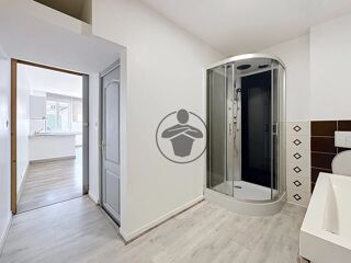  Appartement à louer 1 pièce 36 m²