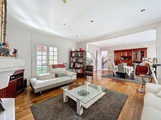  Maison � vendre 9 pi�ces 237 m�